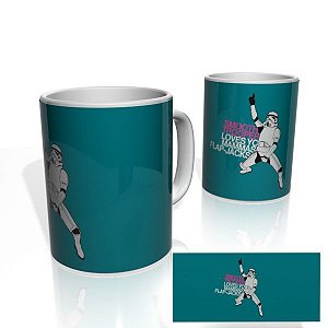 Caneca decorativa Nerderia e Lojaria stormtroper party colorido