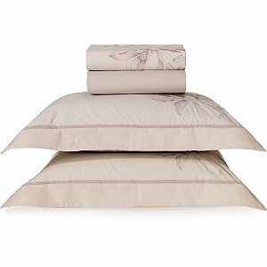 Jogo de Cama Karsten Magnolia 200 Fios 4 Peças Queen Bege