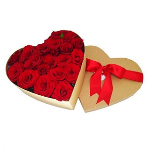 R - Box Coração Rosas Vermelhas