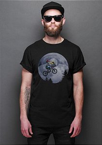 Camiseta Masculina  Pokemon E.T - Nerd e Geek - Presentes Criativos