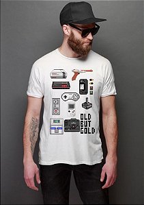 Camiseta Masculina  Old But Gold - Nerd e Geek - Presentes Criativos