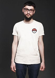 Camiseta Masculina Poke bola - Nerd e Geek - Presentes Criativos