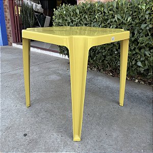 Mesa Quadrada Plástica