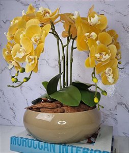 Arranjo Com 4 Orquídeas Amarela Vaso Fendi 28cm