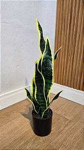 Planta Artificial Árvore Espada de São Jorge 55cm Para Casa, Escritório, Jardim, Decoração