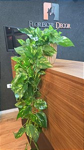 Arranjo Artificial Pendente Jiboia e Vaso Cerâmica