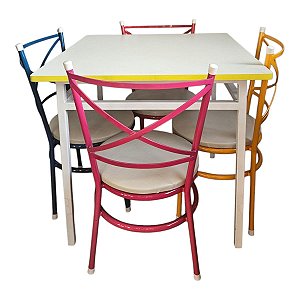 Conjunto de mesa Infantil com 4 cadeiras coloridas