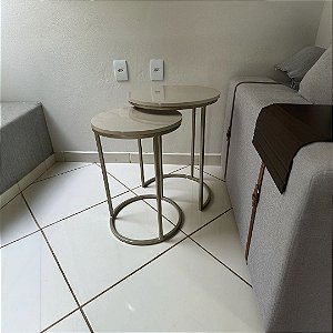 Duo de Mesas Lateral Kira Dourada com tampo em MDF OffWhite