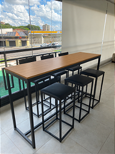 Conjunto de Mesa Bistro Dominique Estilo Industrial com 8 Banquetas