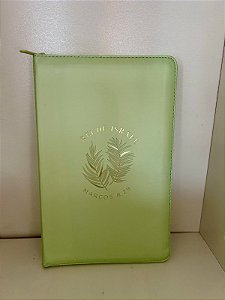 Bíblia Rei de Israel com zíper - NVI - Letra normal - Couro soft verde