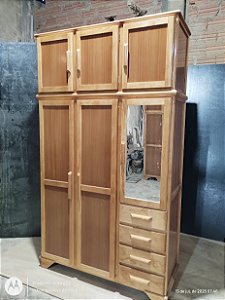 GUARDA ROUPA DE MADEIRA 3 PORTAS  1,25 X 2.15 X 0.50