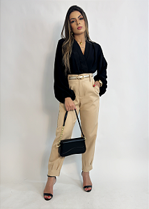 CALÇA ALFAIATARIA MODELO CENOURA ISIS