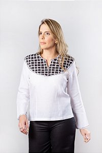 Blusa linho com renascença Pala Oval Xadrez