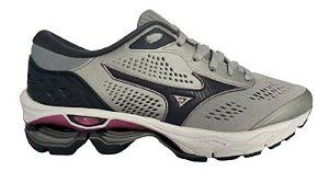 Tênis Mizuno Wave Invictus - Fem. - Cinza Prateado - Mizuno