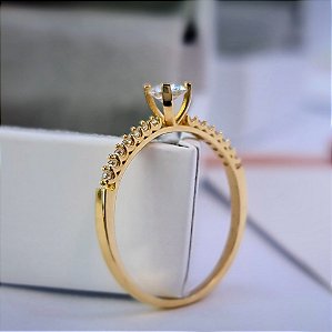 ANEL EM OURO REALEZA EM OURO 18K