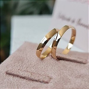 PAR DE ALIANÇAS EM OURO 18 K TRADICIONAL- 4MM - ANATÔMICO