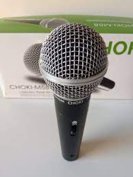 Microfone Profissional Com Fio de   5 - metros Preto  M58