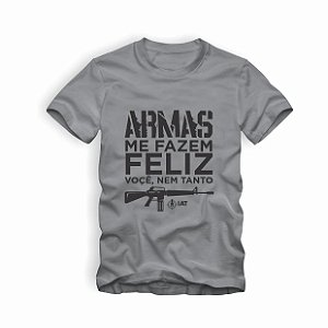 Camiseta IAT Armas Me Fazem Feliz Chumbo