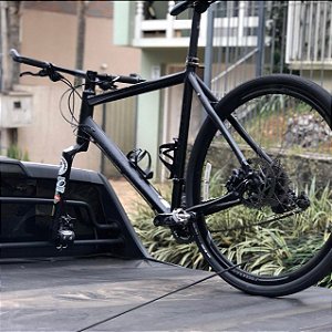 Suporte bicicleta para grade vidro tras pickups para suspensao LEFT(1 bike)