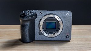 Câmera Sony FX30 Cinema 4K ILME-FX30B (corpo )