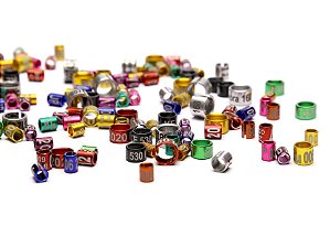 Anilhas Personalizadas em Alumínio Polido e Colorido 5,5mm para Calopsita , Rosela Pacote com 05 Unidades