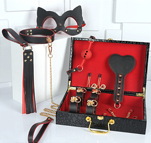 MALETA KIT FETICHE - EDIÇÃO LUXO - CONTÉM 9 ITENS