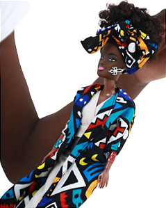 Boneca Negra Aneesa Empreendedora