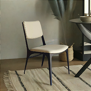 2 Cadeiras de Jantar de Aço Confortável Design Industrial IRIDIUM Pretas e Couro Sherwood Ivory