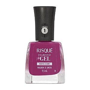 ESMALTE CREMOSO DIAMOND GEL MACARON DE AMORA RISQUÉ