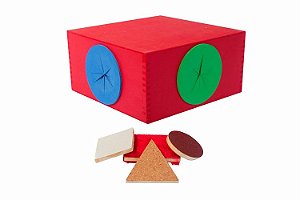 Caixa Tátil em Madeira – 4 Bocas + 10 pçs. 24x24x12