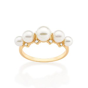Anel Rommanel Cravejado Por 8 Zircônias De 1,25 Mm, Com 2 Pérolas De 5,0 Mm, 2 Pérolas De 4,0 Mm E 1 Pérola De 6,0 Mm Ao