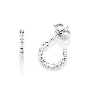Brinco Meia Argola Cravejada Por 30 Zircônias De 0,80 Mm (Par)Med 1,0 Cm De Diâmetro(Joia Licenciada Coleção Ana Hickman