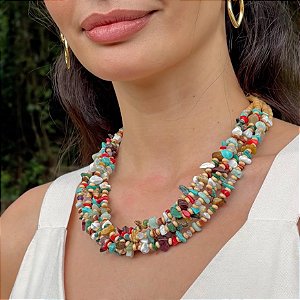 Colar Cascalho de Pedras Naturais Madeira Clara