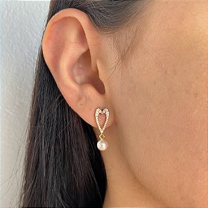 Brinco Love Zircônia e Pérola