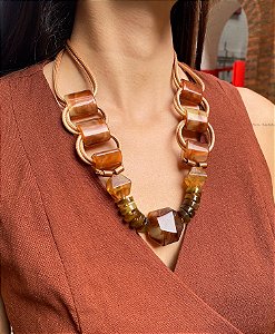 Maxi Colar Nude com Nuances