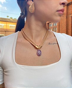 Colar Curto Nude com Gota em Ametista