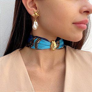 Colar Lenço Azul com Passante Oval Assimétrico