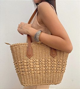 Bolsa Grande em Palha Escura e Alça em Corino