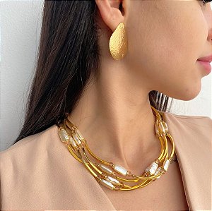 Colar Curto com Cristais e Pérola Estilo Boho