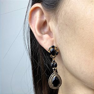 Brinco Elegante Dourado e Preto em Cristais