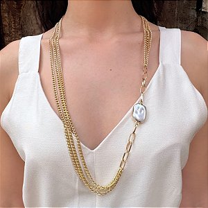 Colar Longo em Correntes com Pérola ABS