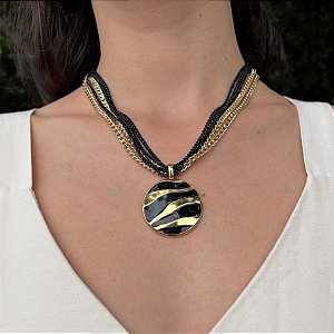 Colar Duo em Correntes e Pingente Black em Resina