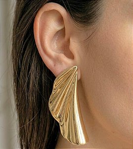 Brinco Grande Banhado Curvas