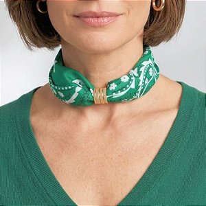 Colar Lenço Verde e Passante Assimétrico