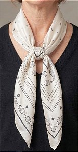 Colar Lenço Branco e Preto G