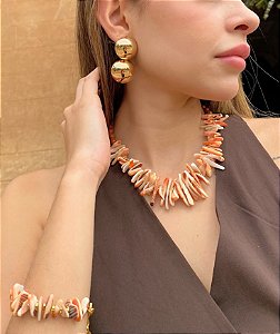 Colar Palitos de Pedra Coral
