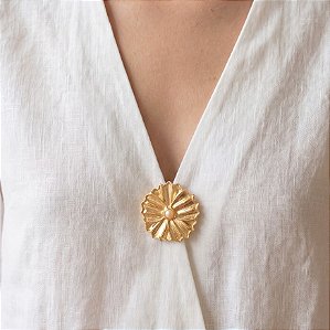 Broche Redondo Flor e Pérola