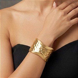 Bracelete Martelado Dourado