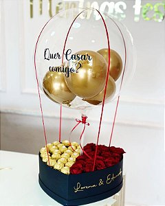 Cesta de coração com Ferrero Rocher, Rosas e Balão  - Código 0322