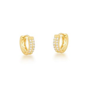 Brinco tipo Argola Africana em Ouro 18k com zircônias